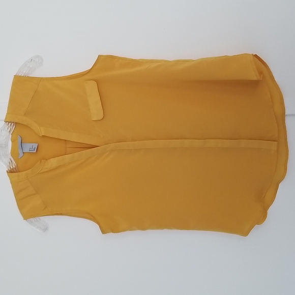 H&M Tops - Used H&M sleeveless shirt,  yellow, size 6.